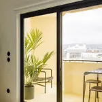 Equador By Olala Homes * カスカイス
