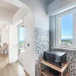 Equador By Olala Homes