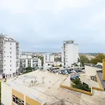 Equador By Olala Homes * カスカイス