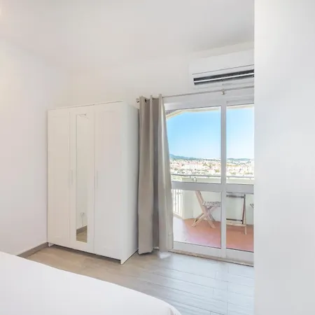 Equador By Olala Homes *